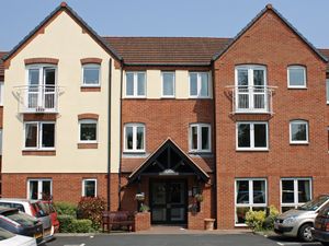 PHOTOS SHOW GENERAL VIEW OF RETIREMENT DEVELOPMENT- click for photo gallery
